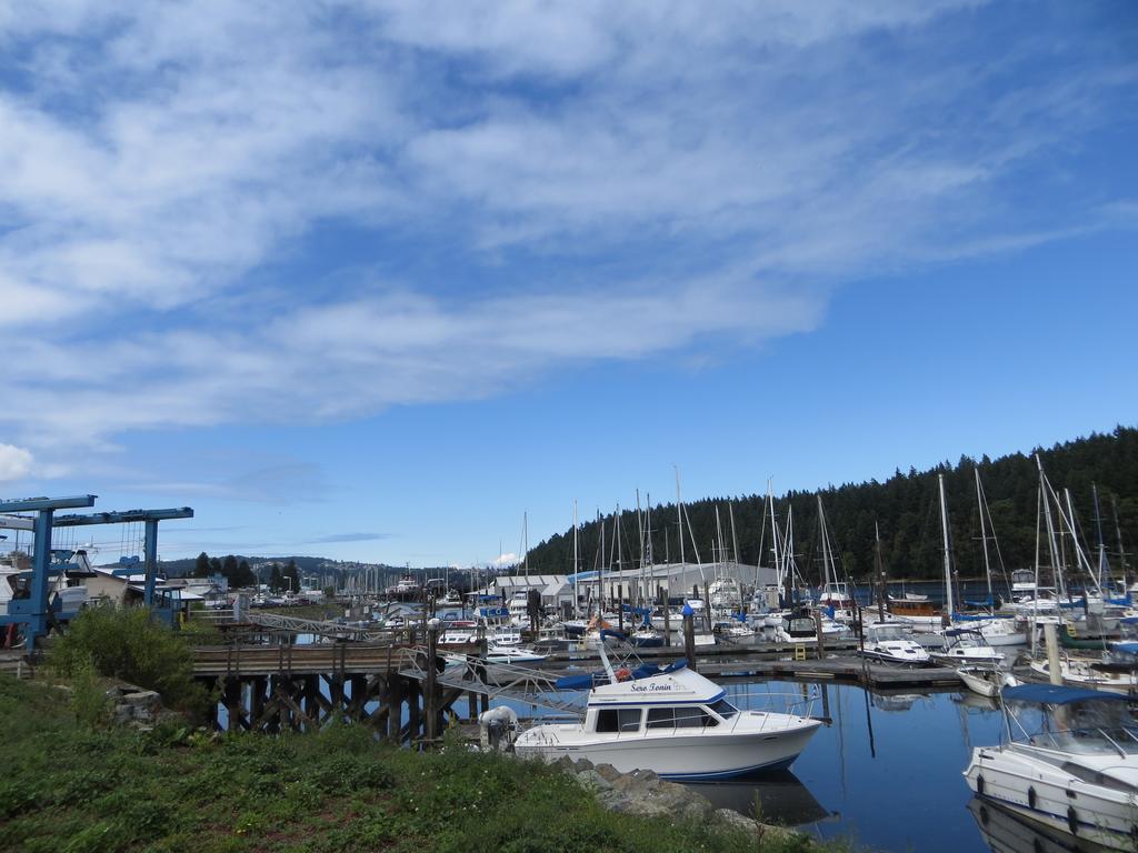 The Marinaside Resort ナナイモ エクステリア 写真